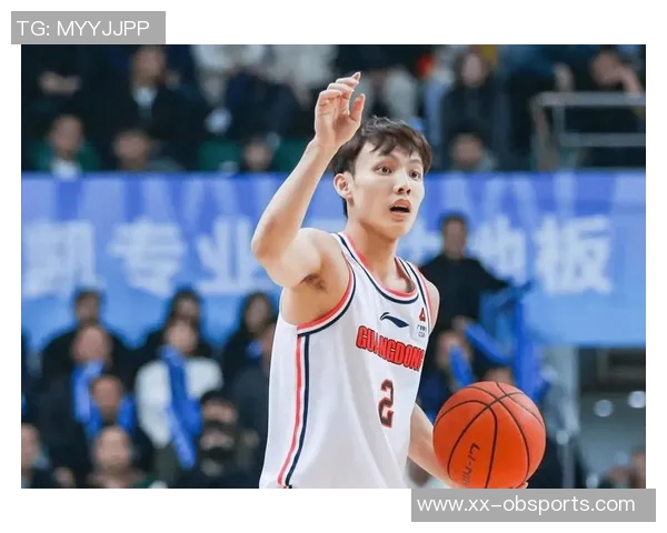 奎因表现低迷16投仅4中仅得8分4篮板1助攻被罚离场引发热议