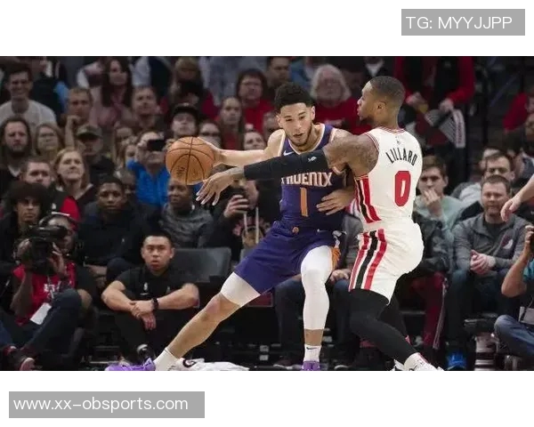 布克右腹股沟拉伤一周后将接受重新评估的最新消息